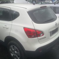 Nissan Qashqai / Нисан Кашкай 1.6i 16V 2009 г., снимка 5 - Автомобили и джипове - 32787030