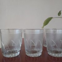 Нови стьклени чаши, снимка 2 - Чаши - 40539043