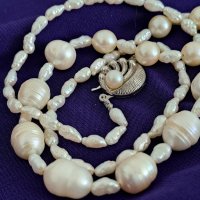 Старинен гердан от натурални перли със сребърна закопчалка , снимка 1 - Антикварни и старинни предмети - 43375313