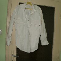 Продавам нова бяла дамска риза спортен модел L    , снимка 1 - Ризи - 32598582