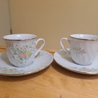 Две китайски порцеланови чашки с чинийки, снимка 1 - Сервизи - 43840657
