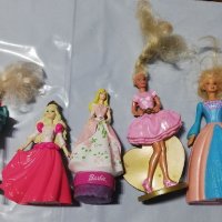 Барби кукла пластмасова играчка фигурка за игра и торта, снимка 1 - Фигурки - 28029037