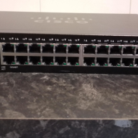 Суич Cisco SG112-24 Unmanaged Switch , 24 гигабитови порта, снимка 1 - Суичове - 44901338