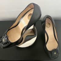 Оригинални дамски обувки Elisabetta Franchi + подарък преса за коса, снимка 6 - Дамски обувки на ток - 43392744