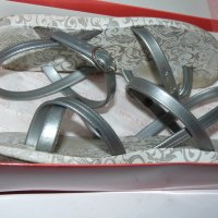 Ipanema сандали сребристи каишки - EUR 34/35, BRA 23/33, USA 3, снимка 9 - Детски сандали и чехли - 28724032