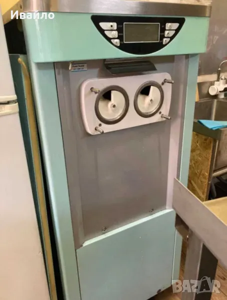 Продавам сладоледена машина, снимка 1