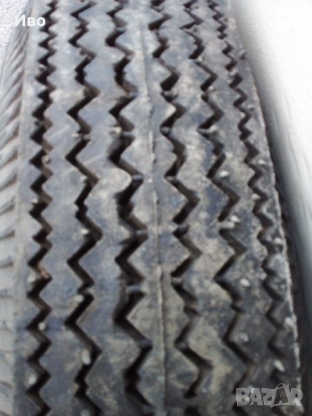 Гуми-НРБ,Народна Република  България.Нови Класически Автомобилни гуми,6.70/15",2броя  , снимка 1