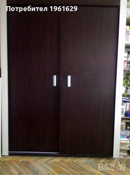 гардероб с плъзгащи врати , снимка 1