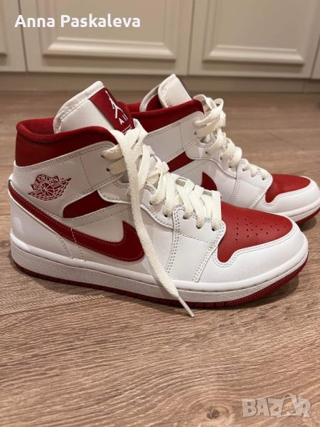 Air Jordan 1 Mid, снимка 1