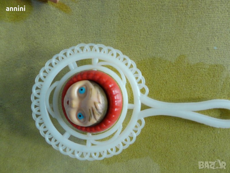 продавам стара детска дрънгулка , снимка 1