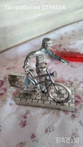  Колекционерска фигурка пощальон , снимка 1