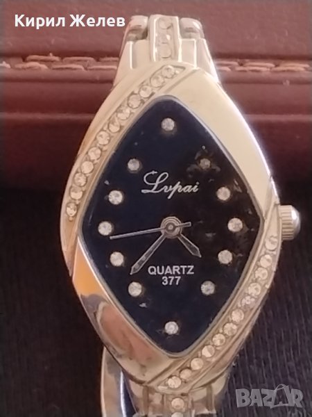 Стилен дизайн дамски часовник LUPAI QUARTZ с кристали перфектно състояние Красив 35306, снимка 1