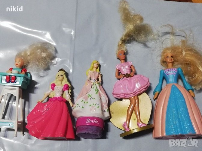 Барби кукла пластмасова играчка фигурка за игра и торта, снимка 1