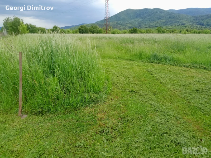 Продавам 2.530кв.м и 900 кв.м по пътя за Зелин втора линия зад автокъща на Рибаров 75000$ и 35000$, снимка 1