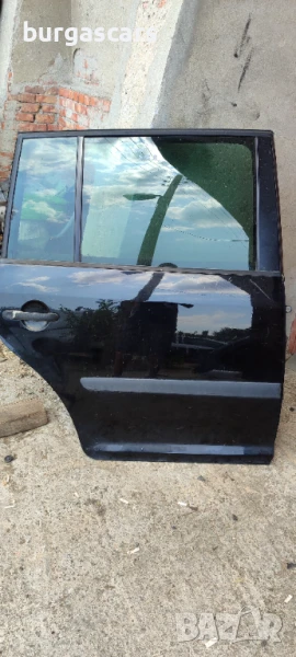 Задна дясна врата Vw Touran - 150лв, снимка 1