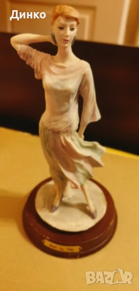 Порцеланова фигурка 24см., снимка 1