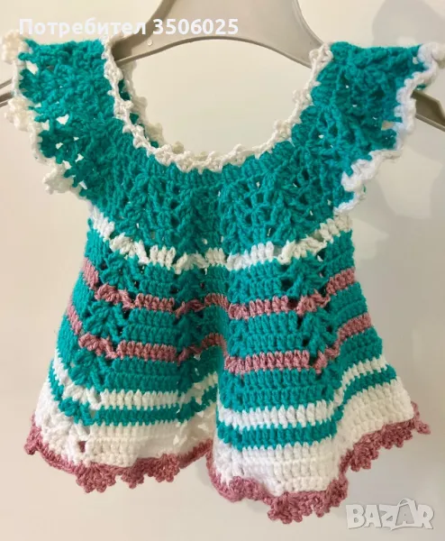 Продавам ръчно плетена бебешка рокличка, снимка 1