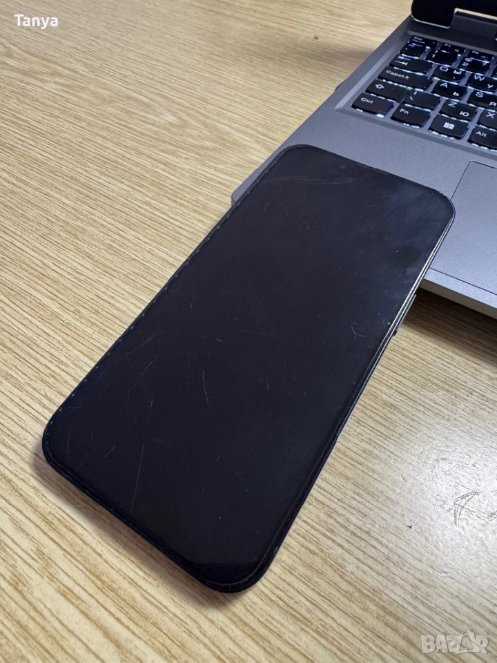 iPhone 13 със следи от употреба, снимка 1