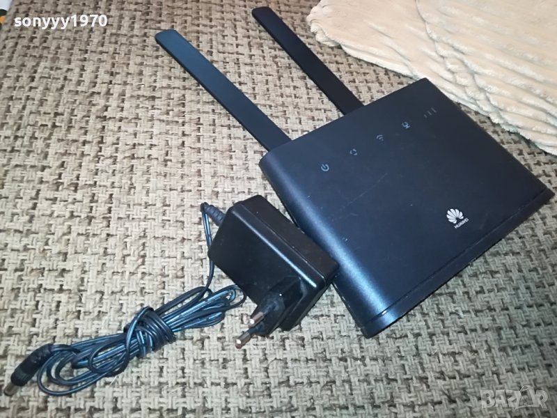 huawei 4g рутер с две антени 2305231109, снимка 1