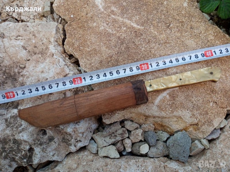 Стар Нож с Дървена Кания и Седефена Дръжка, снимка 1