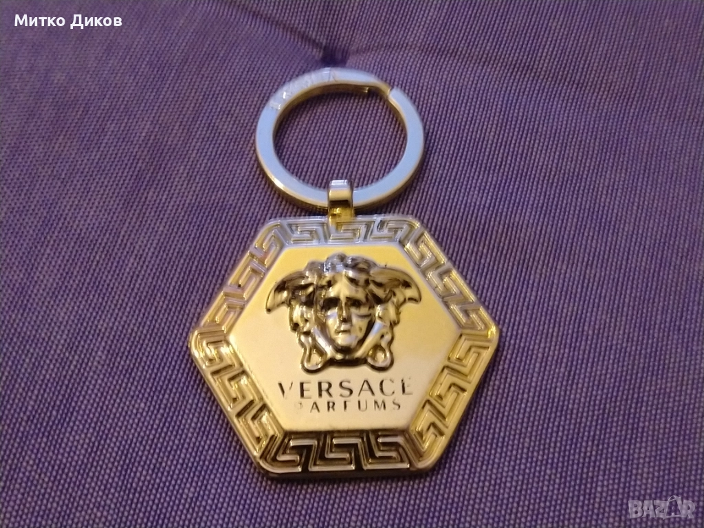 Ключодържател оригинален нов на Версаче, снимка 1
