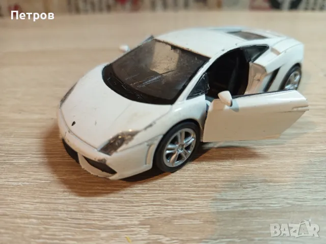 Lamborghini Galiardo 1:43, снимка 7 - Коли, камиони, мотори, писти - 47709988