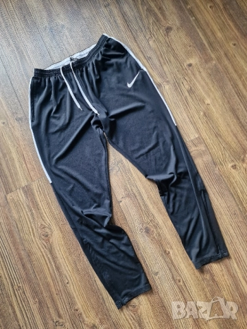 Страхотно мъжко спортно долнище NIKE размер M, снимка 2 - Спортни дрехи, екипи - 51907525