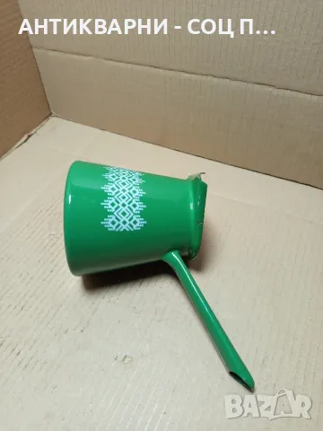 Соц Старо Емайлирано Голямо Джезве 1.300лт., снимка 3 - Антикварни и старинни предмети - 49924316