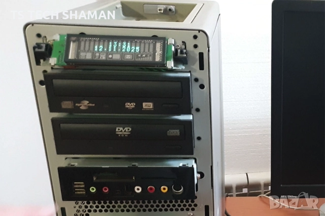 ⭐Продавам рядък Уникален! ретро компютър MEDION MT8 с Windows XP.⭐, снимка 4 - Антикварни и старинни предмети - 52481849