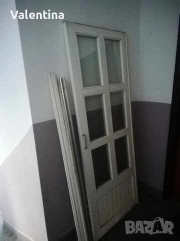 Дървена плъзгаща врата 