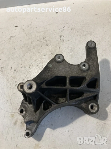 Държач за скоба за Jeep Patriot 2.4 бензин (2008) 04891593AA