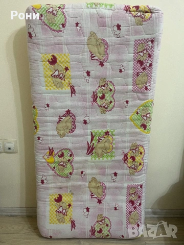 Подарявам бебешки матрак