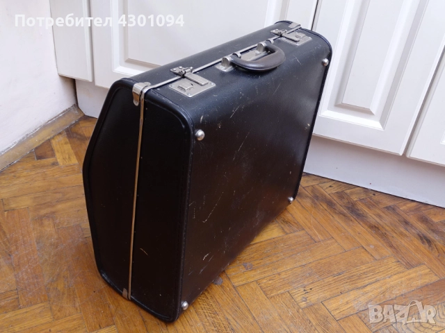 Куфар за акордеон