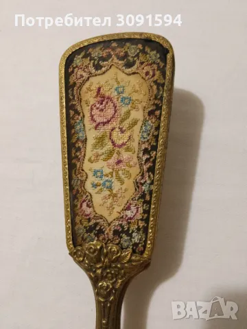  Стара аристократична хубава четка за дрехи с бродерия прекрасна бронзова изработка и хубава бродери, снимка 14 - Други ценни предмети - 48188427
