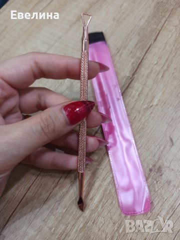 Комплект за сваляне на гел лак - течност и инструмент, снимка 3 - Продукти за маникюр - 39161143