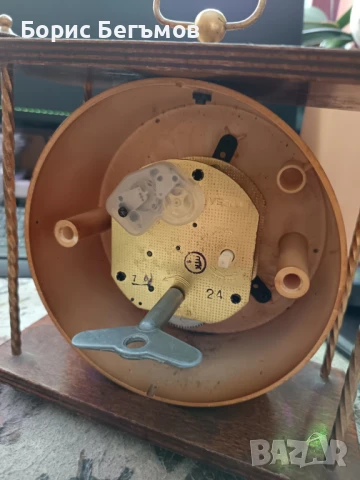 Каминен механичен часовник Весна, снимка 4 - Антикварни и старинни предмети - 50791851