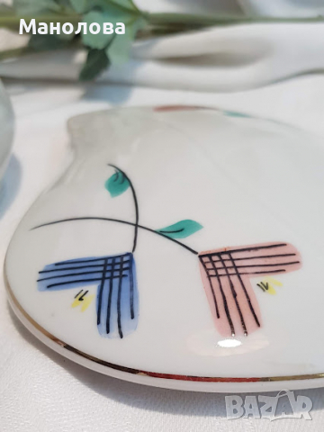 Порцеланова кутия за бижута производство на завод ”Китка” - Нови Пазар, снимка 7 - Антикварни и старинни предмети - 36574839