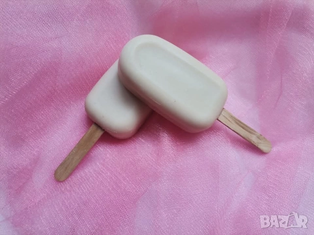 Натурален сапун "Сладолед ванилия", снимка 2 - Козметика за тяло - 52294957