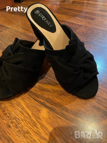 Черни велурени чехли на ток, снимка 3 - Чехли - 37586833