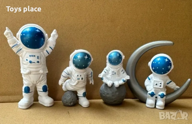 Пластмасови фигурки космонавти, фигурки астронавти