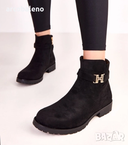 Черни дамски боти до глезена със златна декорация Mengel, снимка 3 - Дамски боти - 52101478