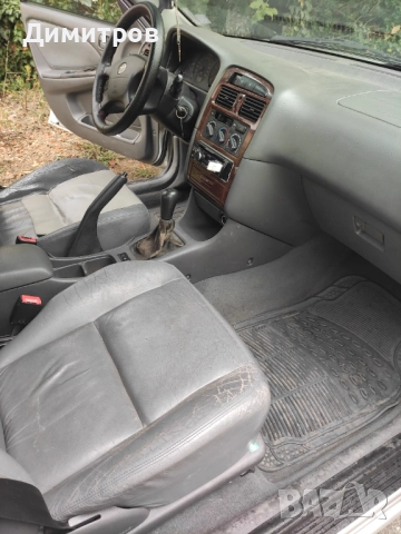  Toyota Avensis Combi 1.6 i , снимка 6 - Автомобили и джипове - 52022917