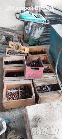 Продават се болтове, гайки, винтове на кг., снимка 2 - Други инструменти - 43132026