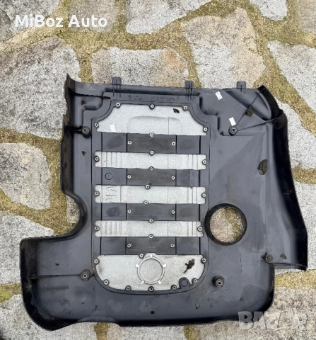 Капак двигател БМВ Е90 91 92 93 BMW, снимка 2 - Части - 53117055