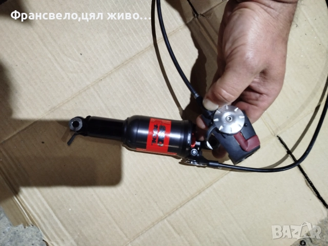 Работещ шок за велосипед колело с команда dt Swiss 