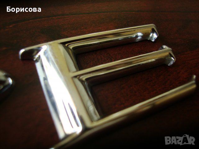 Продавам емблема & надпис Renault  Espace оригинална!, снимка 6 - Части - 37788919