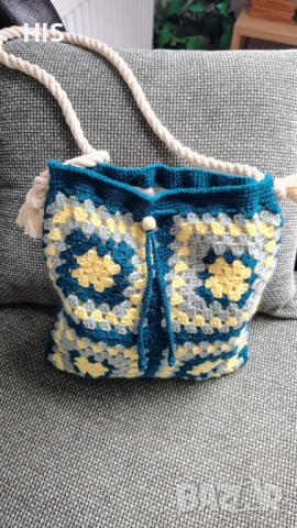 Дамски плетени чанти луксозни, ръчна изработка от качествени прежди, различни модели, снимка 12 - Чанти - 39398104