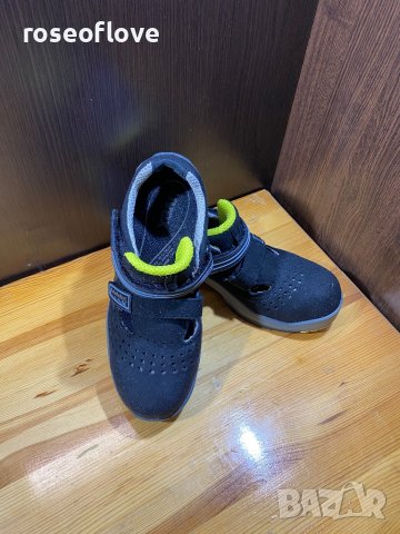 UVEX работни олекотени немски обувки ниско изрязани, предпазни обувки черно и жълто, снимка 4 - Други - 40679995