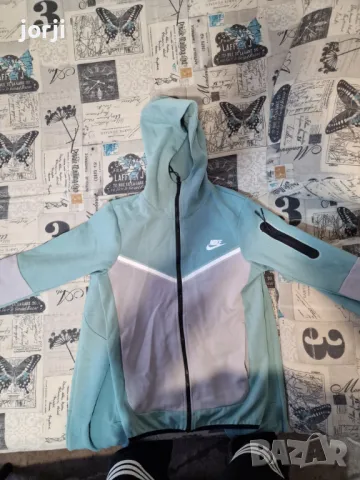 Оригинален Nike Tech Fleece екип , снимка 3 - Спортни дрехи, екипи - 48506628