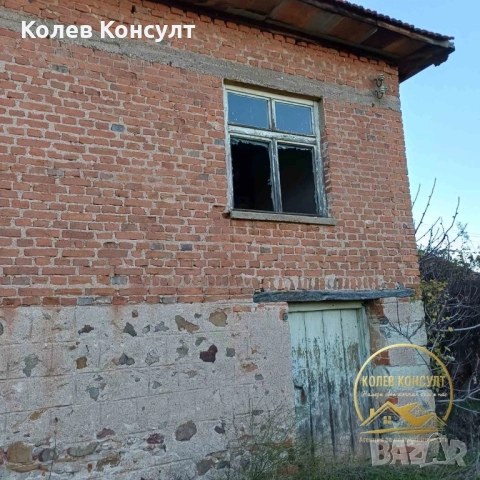 Продавам къща в с. Върбово, снимка 2 - Къщи - 52827036